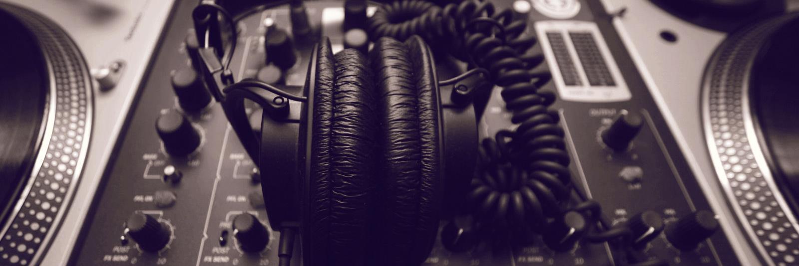 adotchristopher's profile banner image