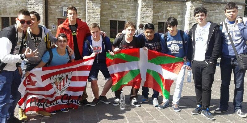 Μikel Urroz banner
