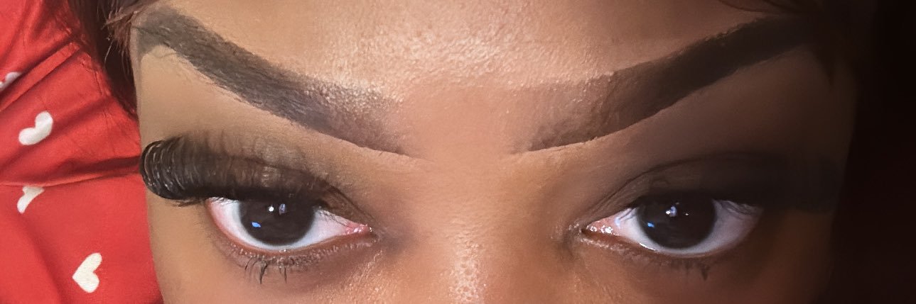 Nlanaeee's profile banner image