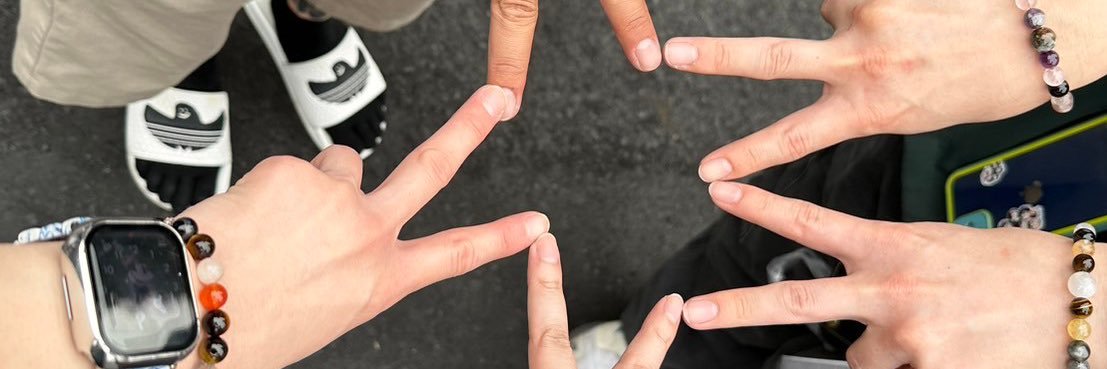 yvvkll's profile banner image