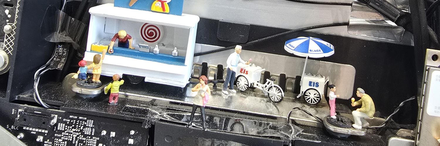Crazymonkeybox's profile banner image