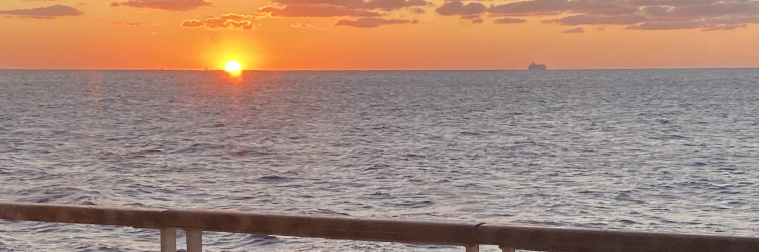 directeffex's profile banner image