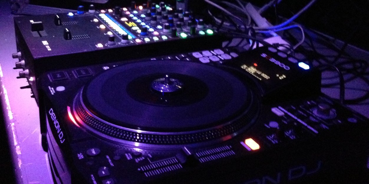 DJ Type R banner