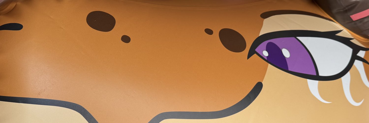 mo810mo's profile banner image