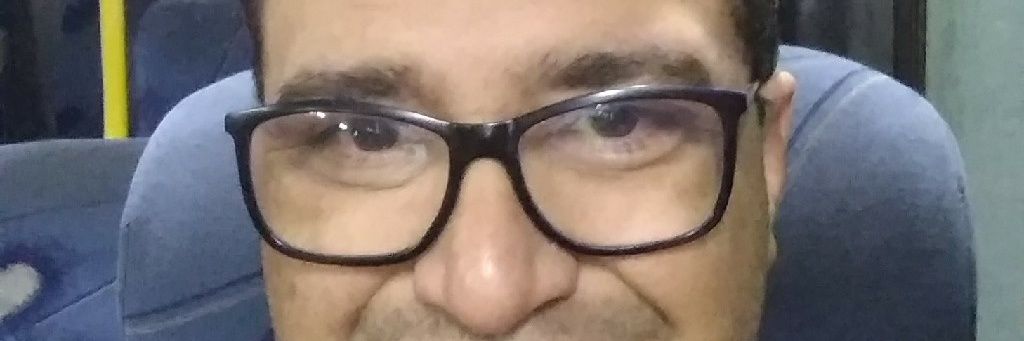 landytito's profile banner image