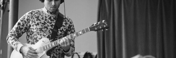 LindsayBennett2 Profile Banner