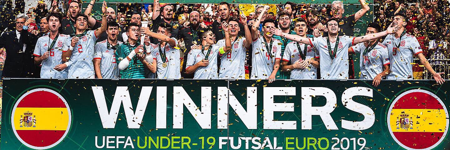 Alvaro Recio banner