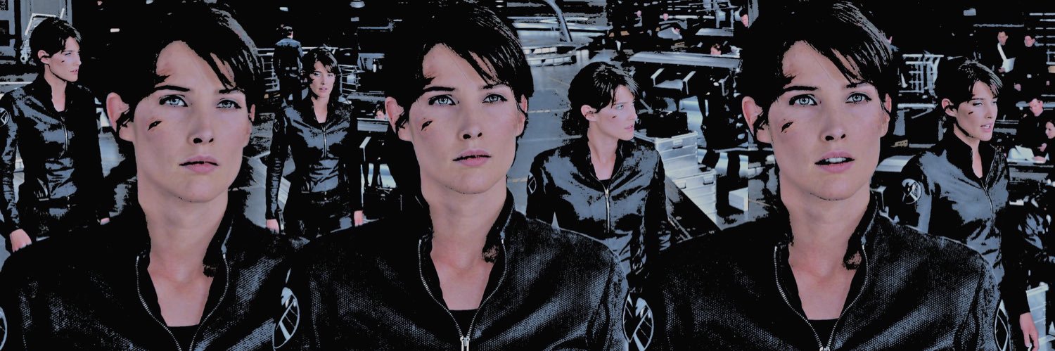 𝐶𝑜𝑚𝑚𝑎𝑛𝑑𝑒𝑟 𝐻𝑖𝑙𝑙. banner