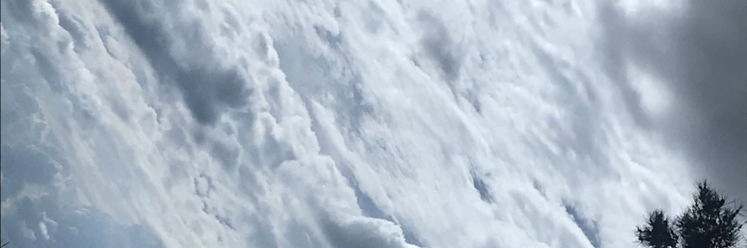 _0526i's profile banner image