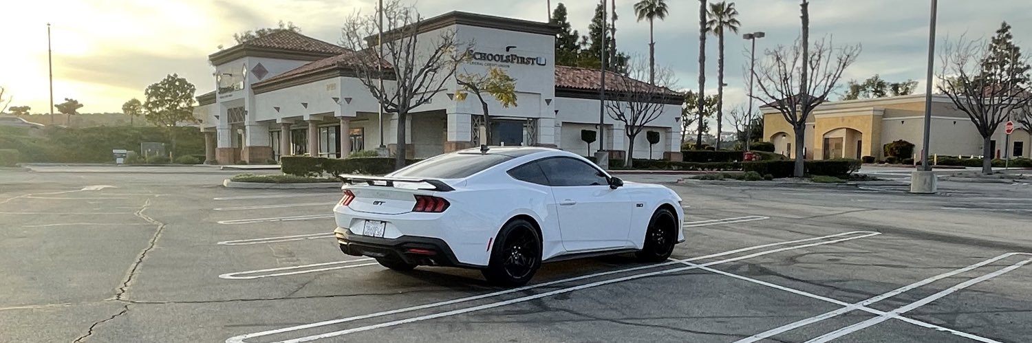dillms_'s profile banner image
