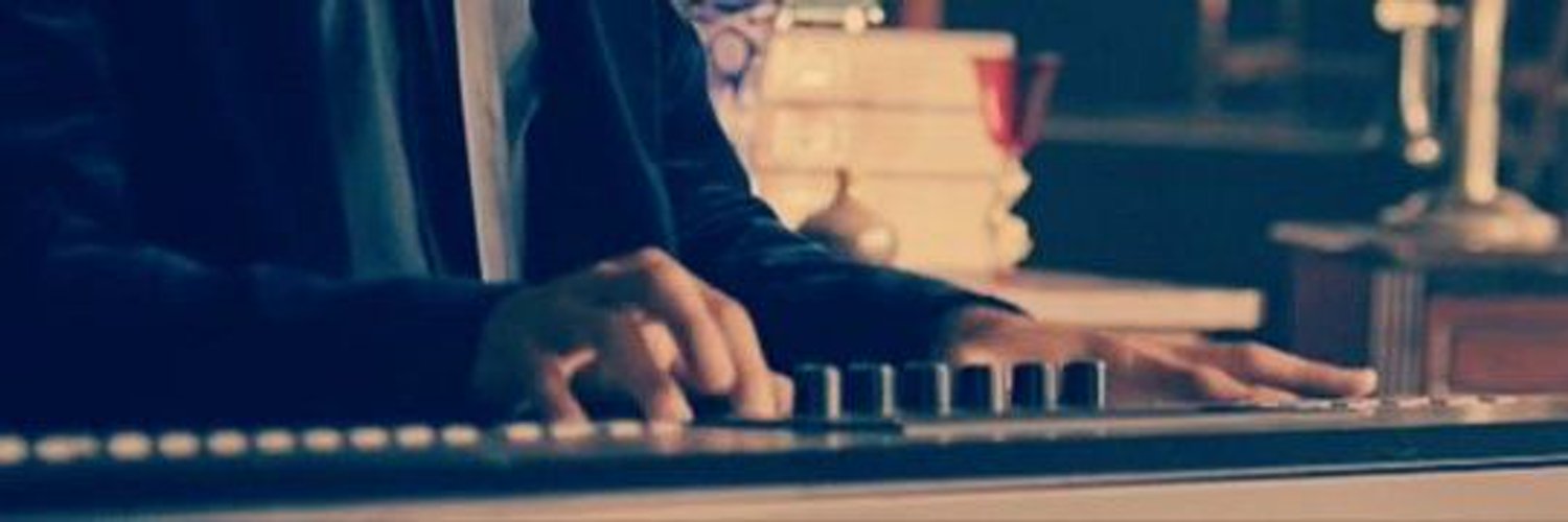 _llOXXOO's profile banner image