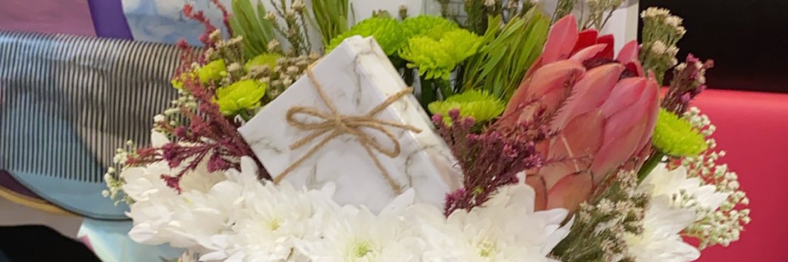 Shrooqabdullah_'s profile banner image