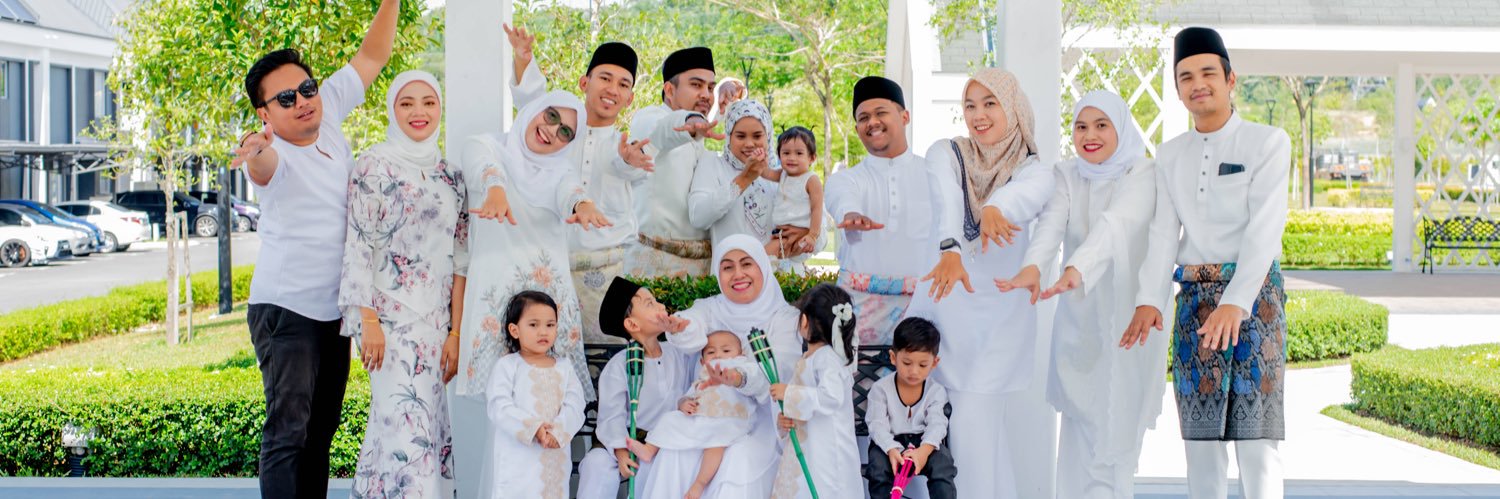 NadiahWhb's profile banner image