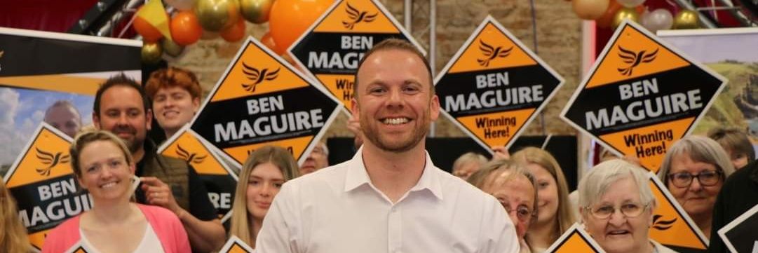 Chris Maines🔶️ banner