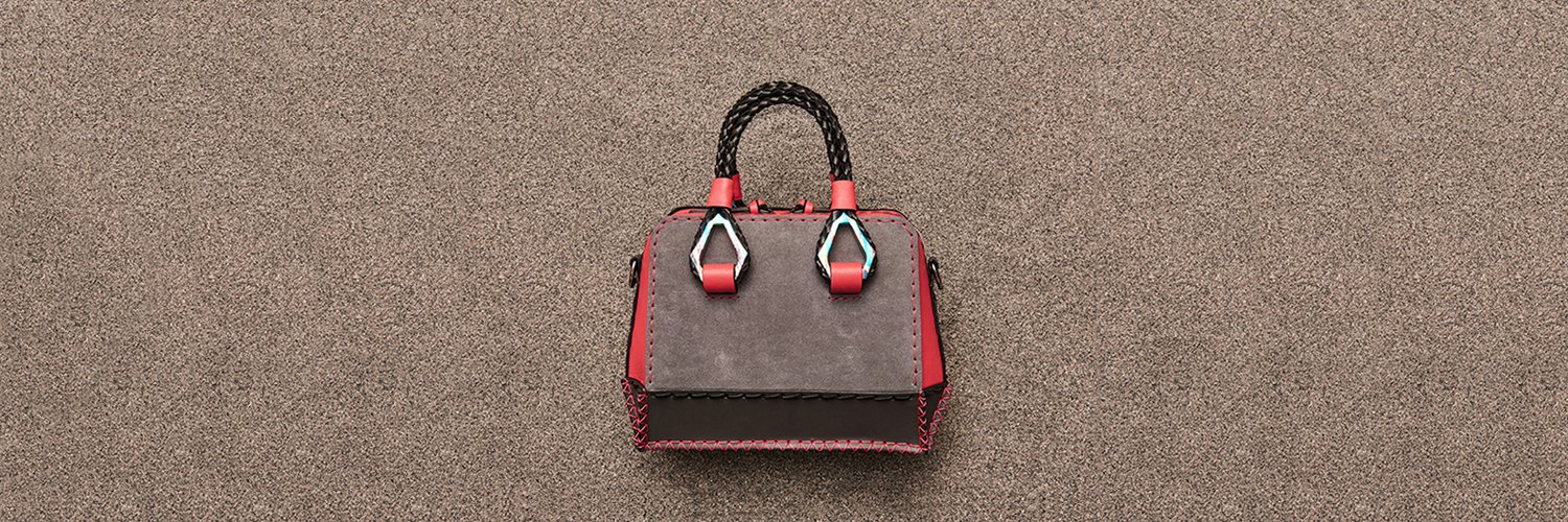 Carianne Moore banner