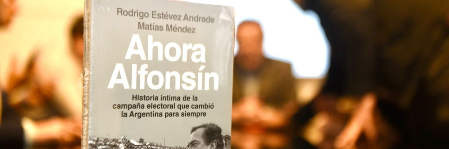 Rodrigo Estévez Andrade's banner