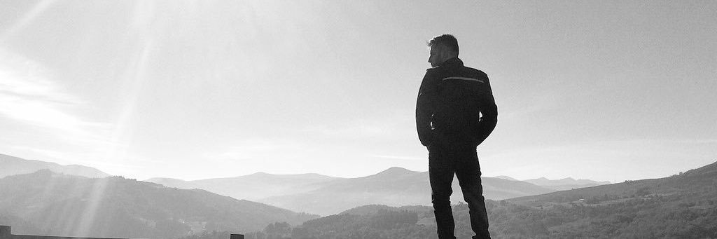 MoreSeal's profile banner image