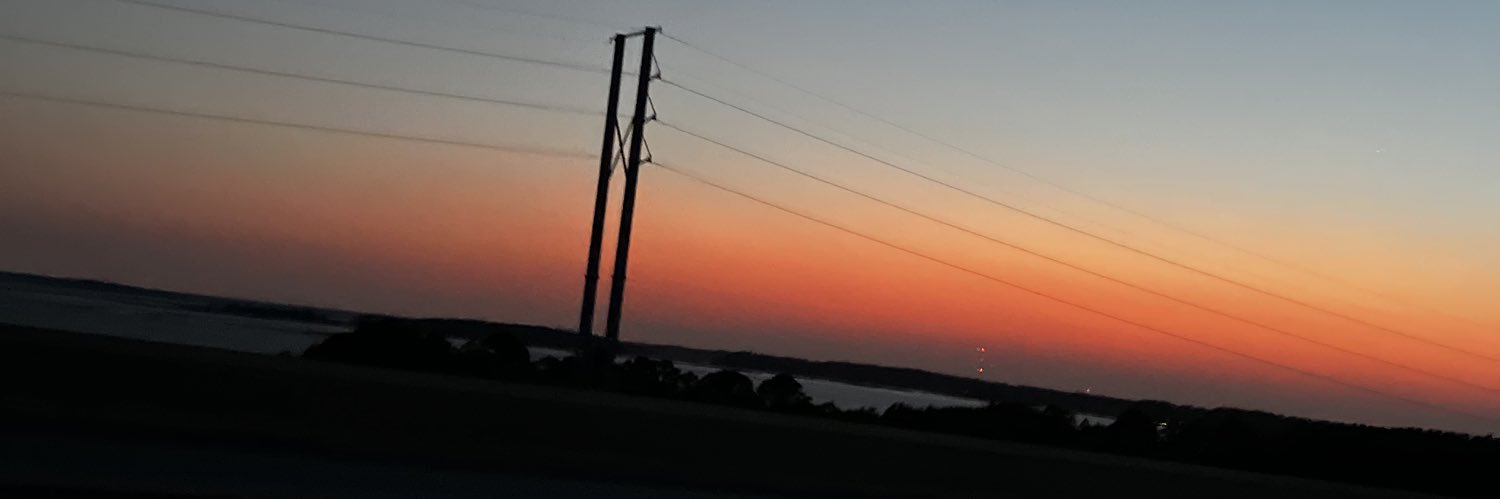 Cinthiaaaa_M's profile banner image