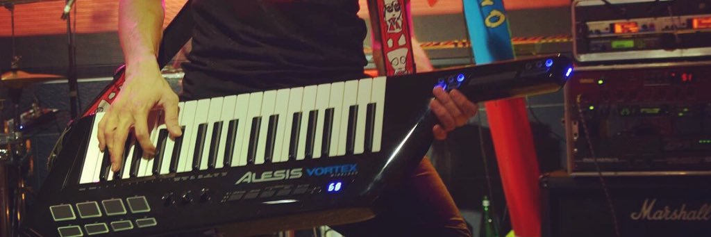 FLissons's profile banner image