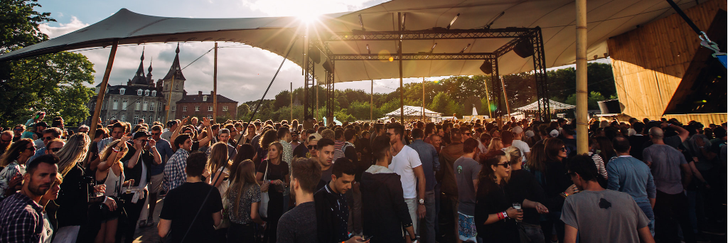 Paradise City banner