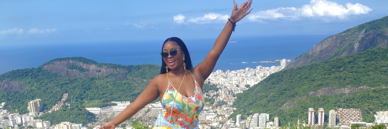 Kween_Esha's profile banner image