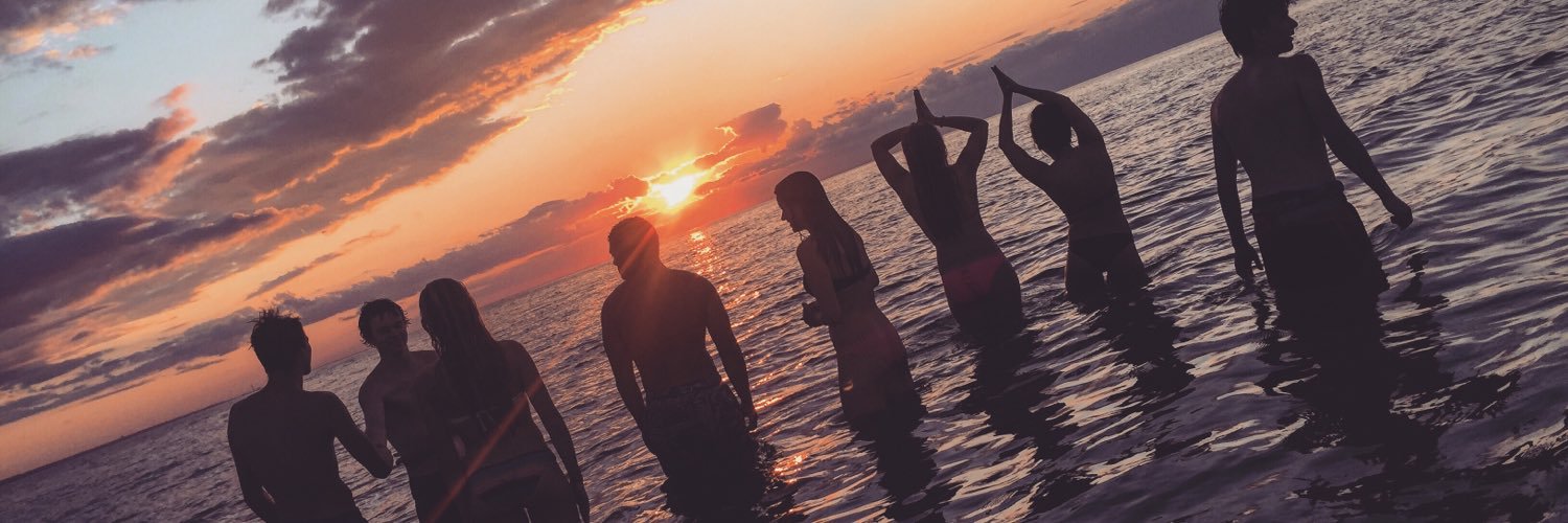 kmurrss's profile banner image
