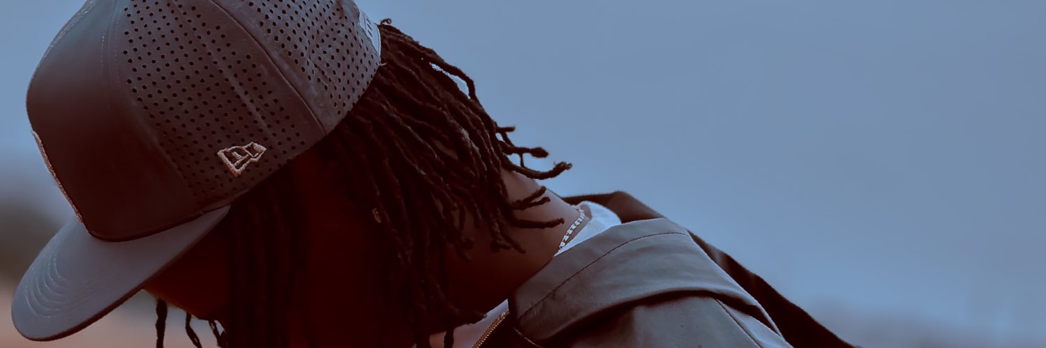 PLEASE STREAM MY WAY banner