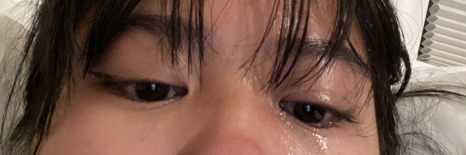 bethyuh's profile banner image