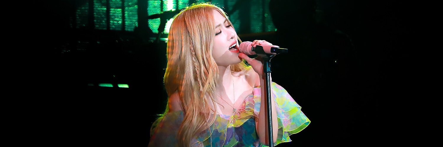 liinhtinh's profile banner image