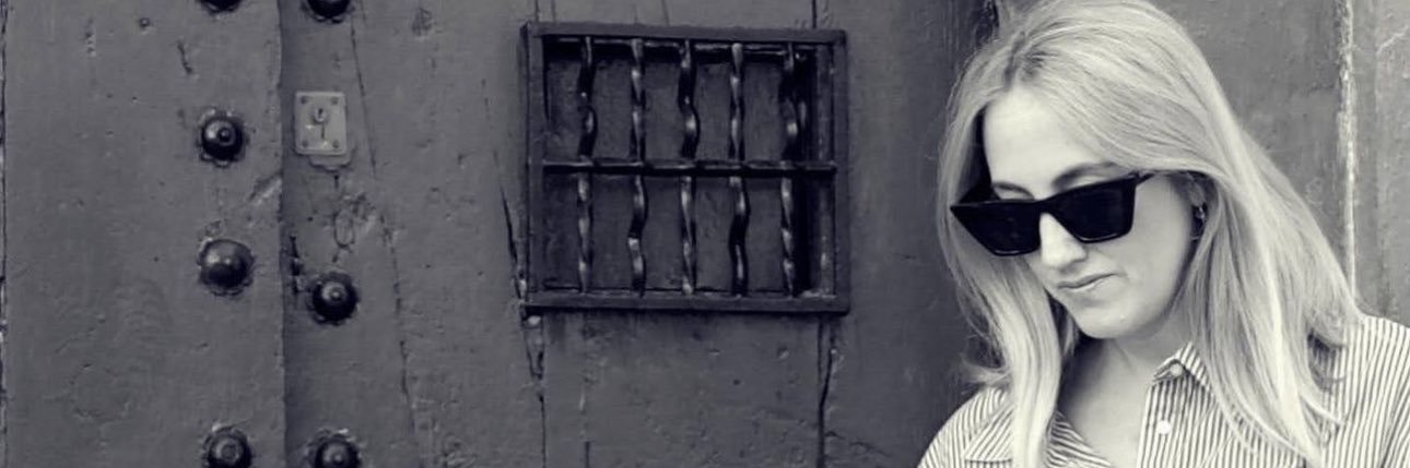 Alejandra López ❤️💛❤️ banner