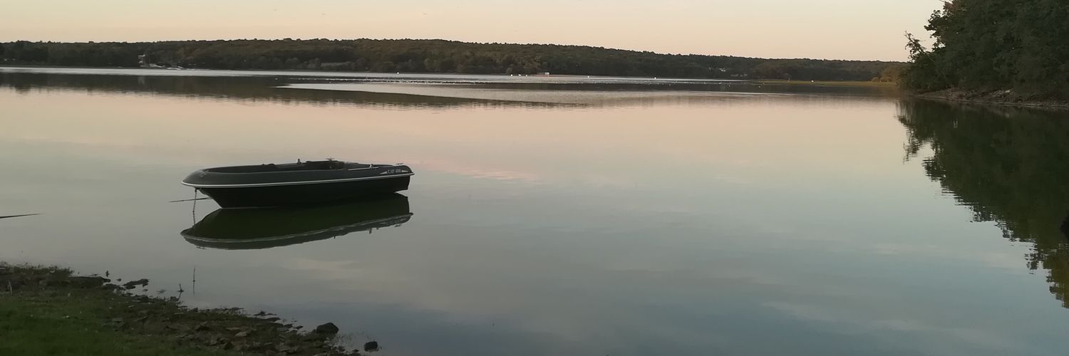 yanislv's profile banner image