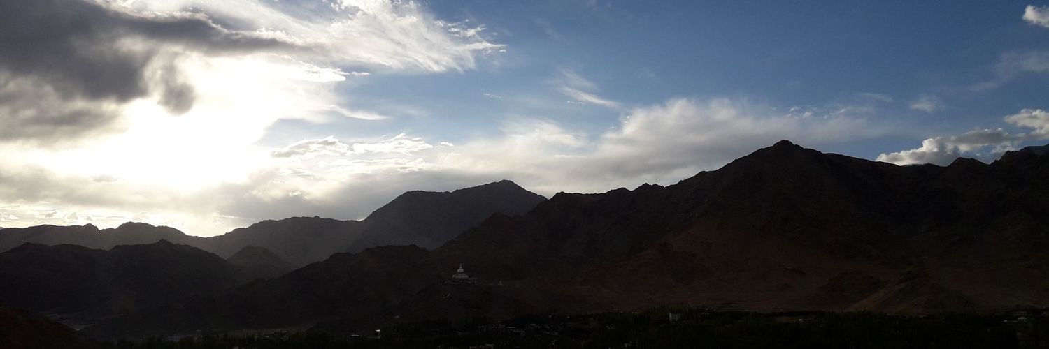 amitaP25's profile banner image