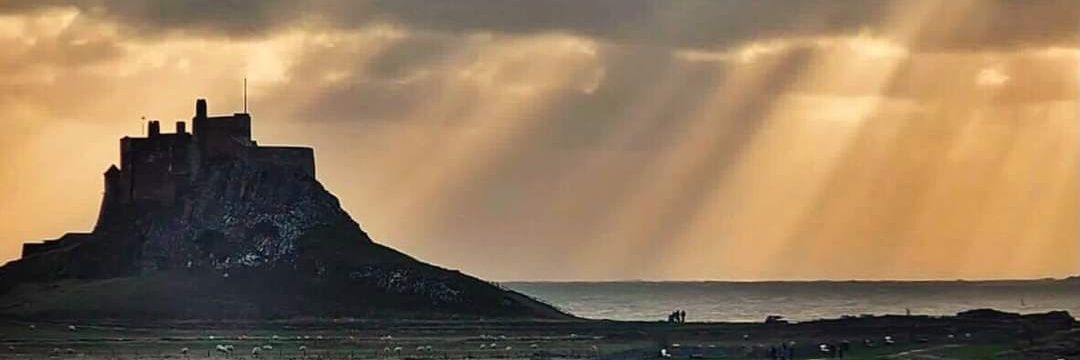 Post Tenebras Lux banner