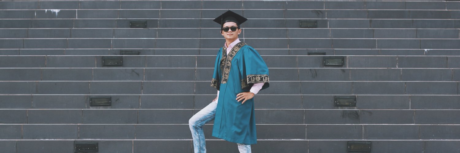 azzhariff's profile banner image