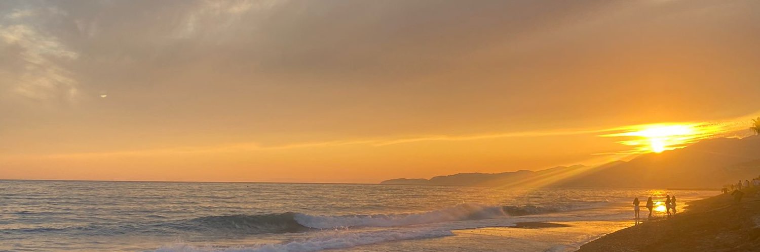 laauraavazquez's profile banner image
