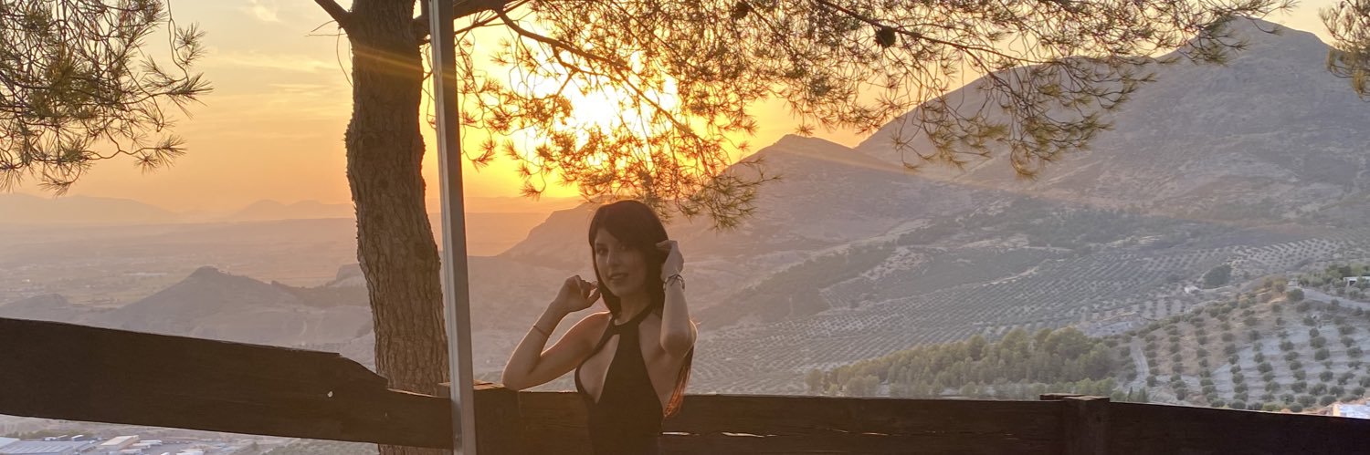Estefi8_'s profile banner image