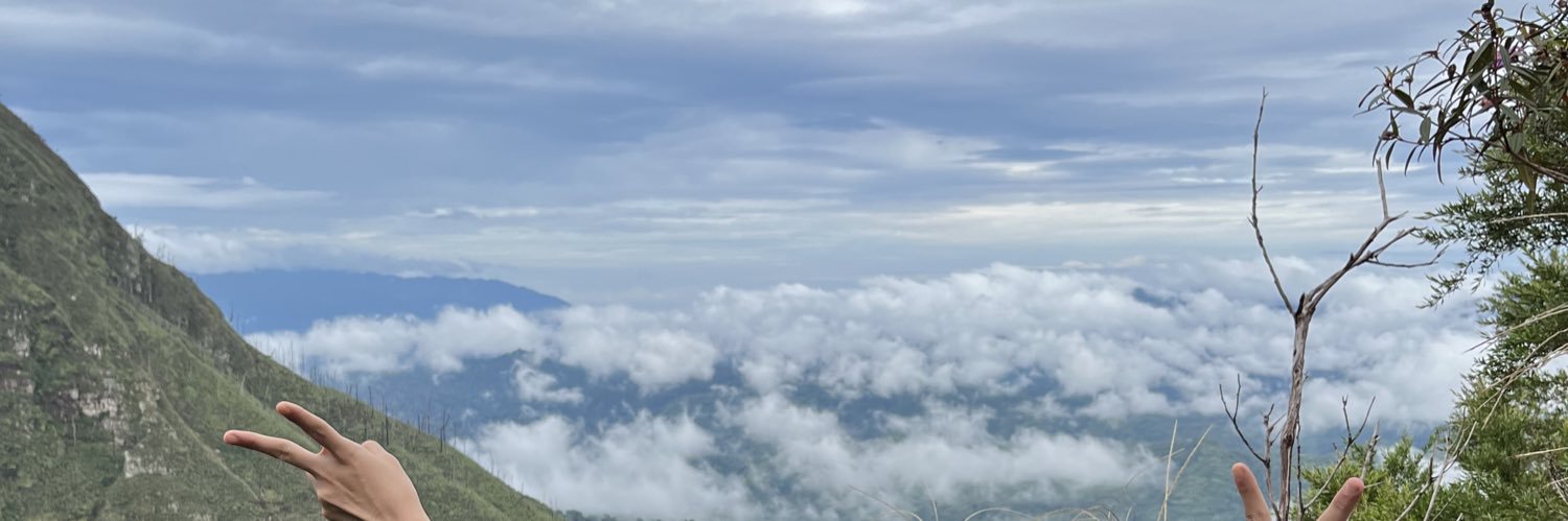 Fahnuni's profile banner image