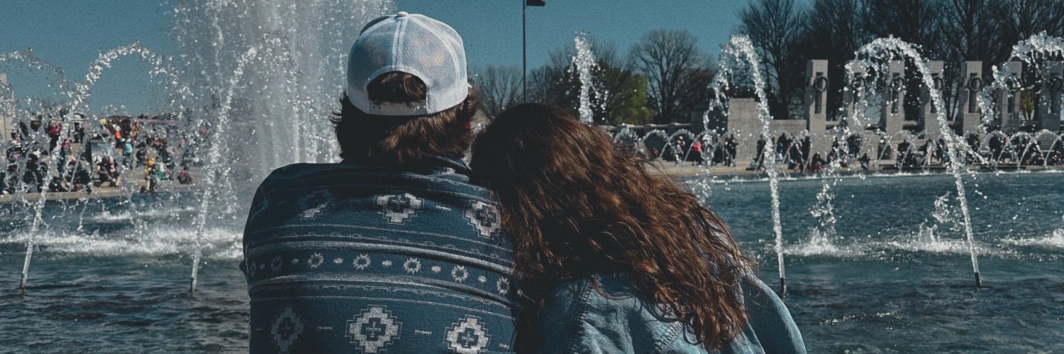carleeeyk's profile banner image
