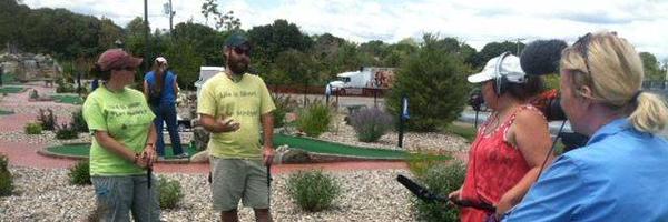 PuttingPenguin Profile Banner