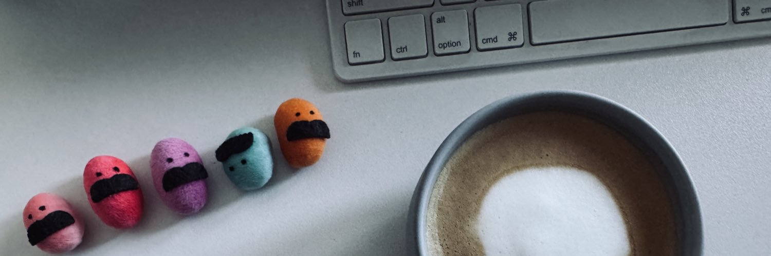 مُشتبا | یک خدا banner