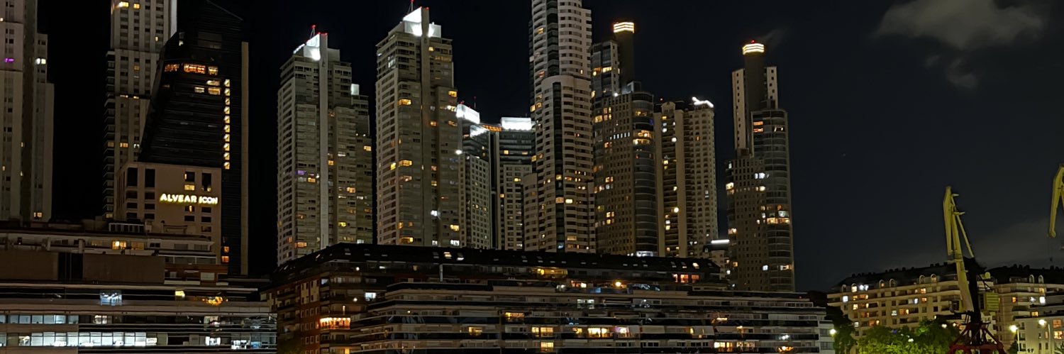 Alejandro 🏙️🧑🏻‍💻 banner