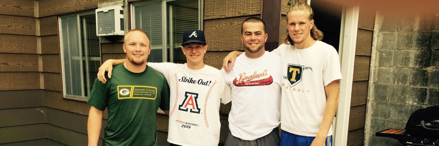 WhiteTee21's profile banner image