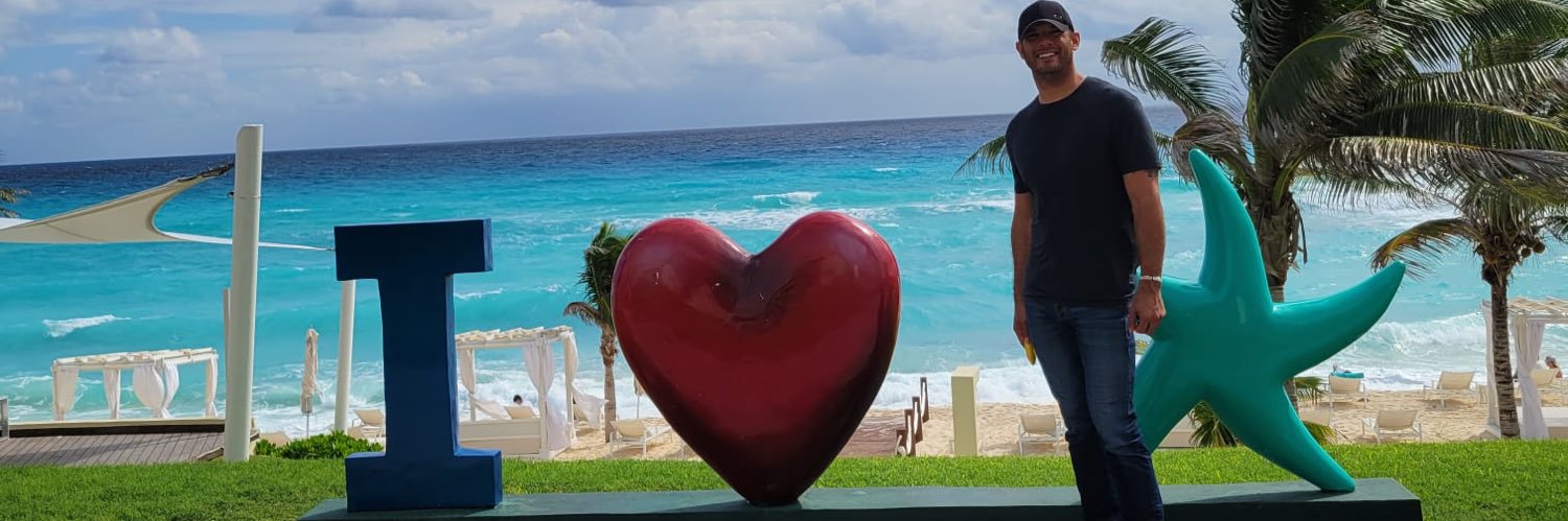 kaymuff's profile banner image