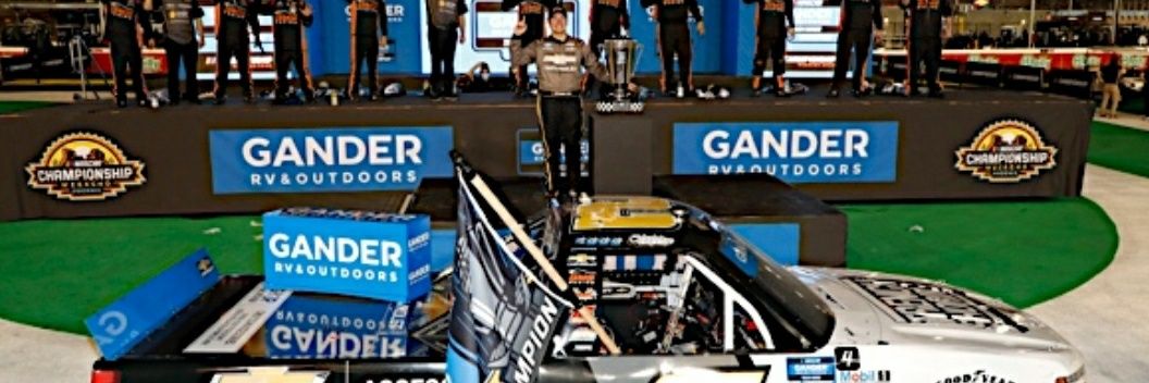 davidhelton's profile banner image
