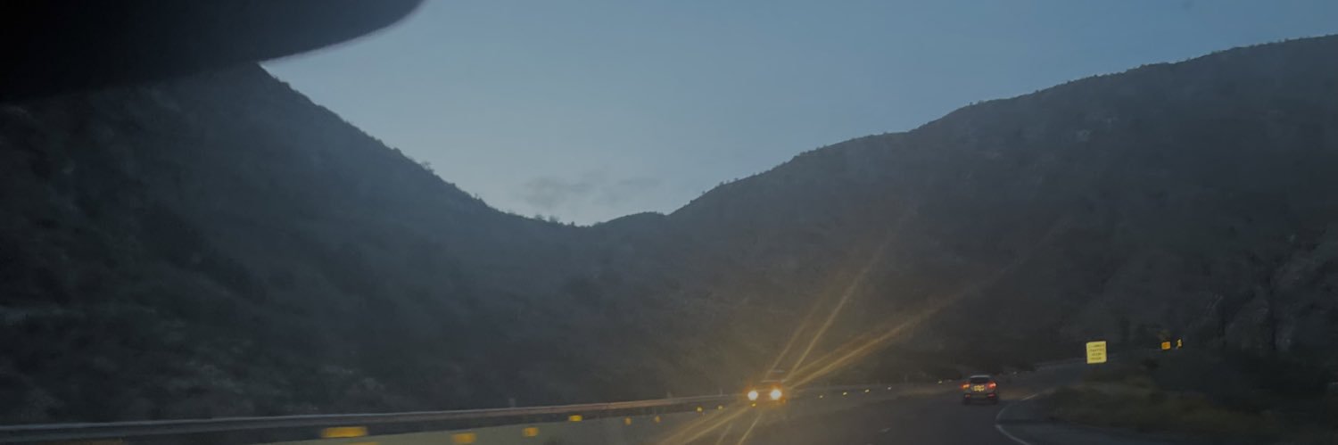 hushhmanda's profile banner image