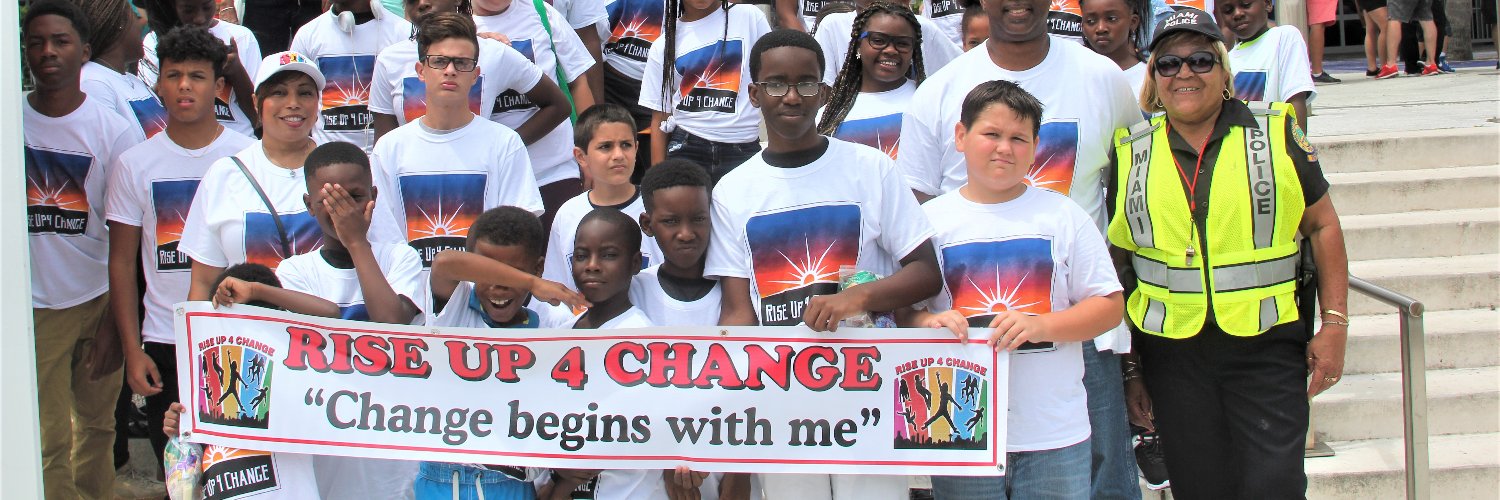 Rise Up 4 Change, Inc. banner