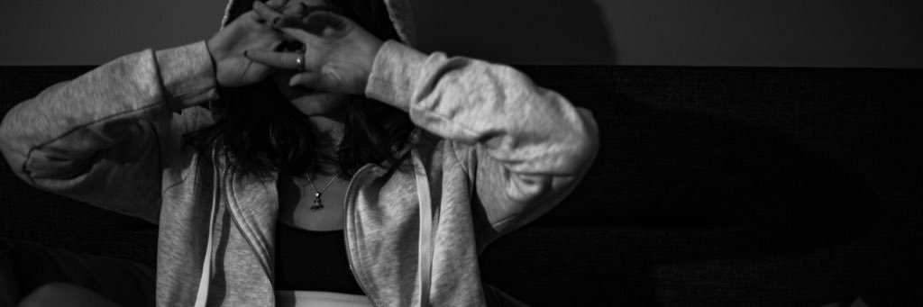 SimoneLhart's profile banner image