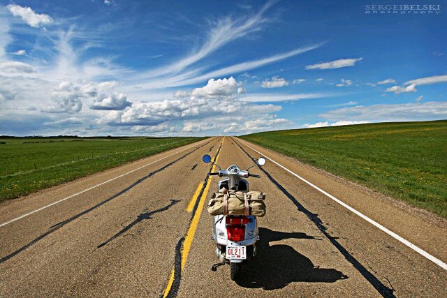 Moceng Return banner