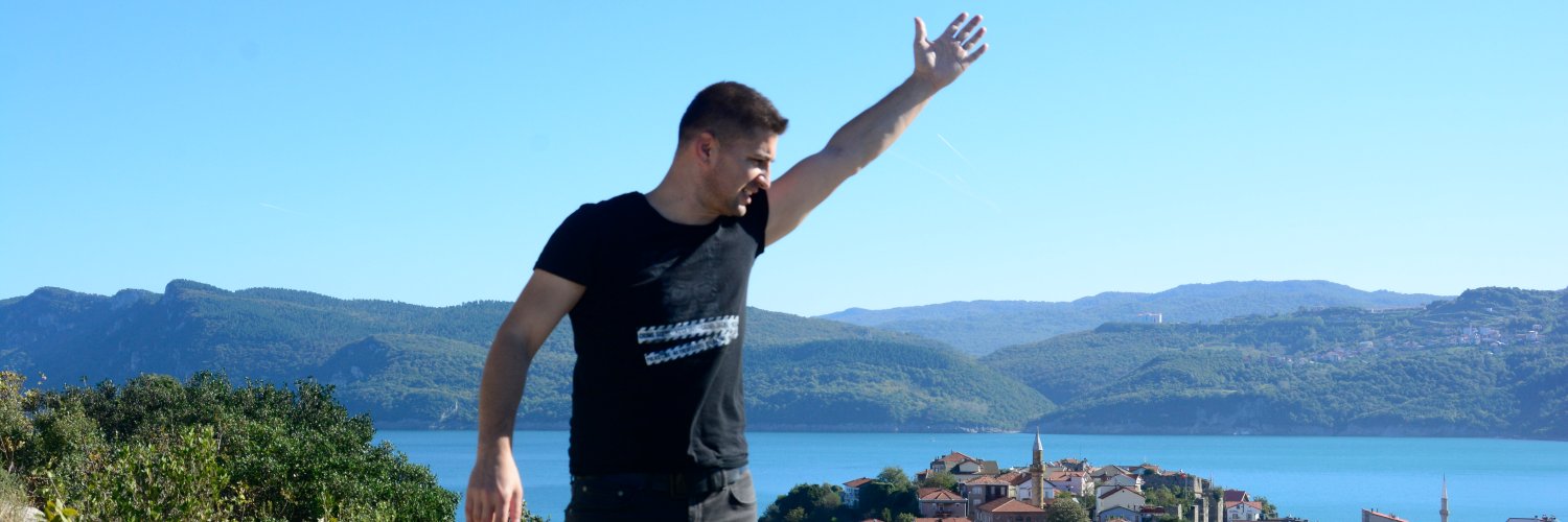 mcekic_46's profile banner image