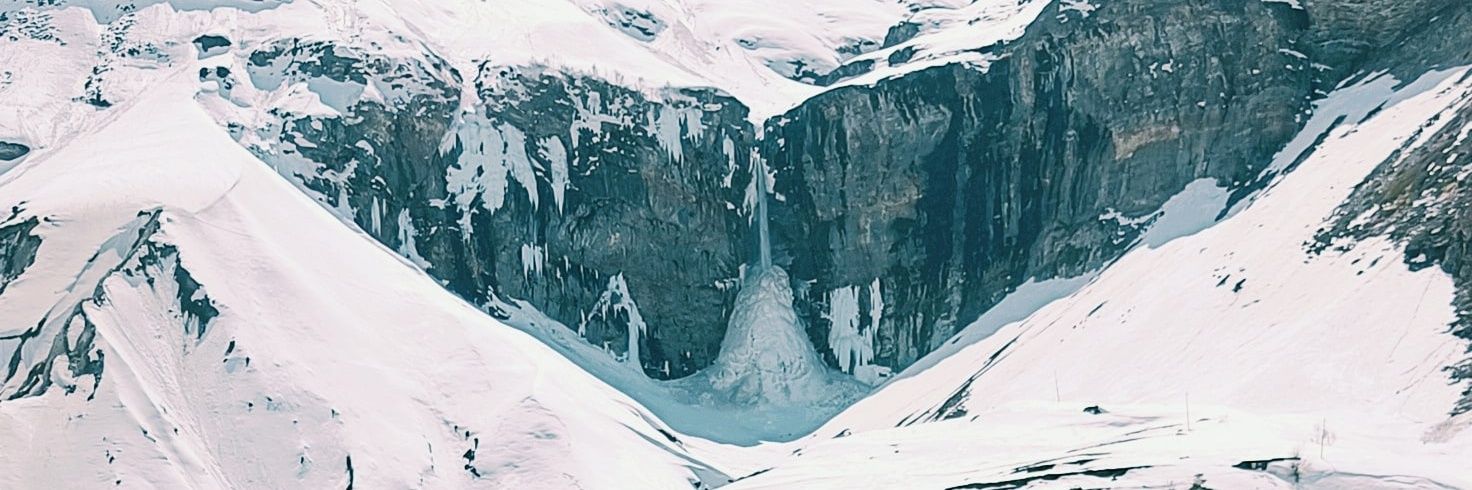Ranu_manali's profile banner image